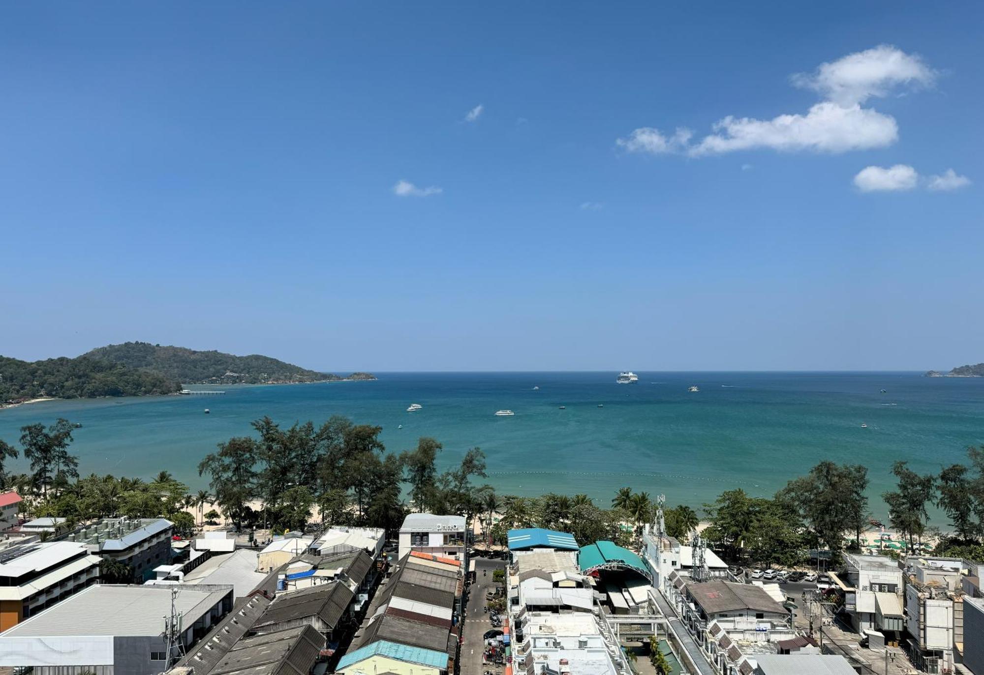 Patong Tower Apartment By Lofty Екстериор снимка