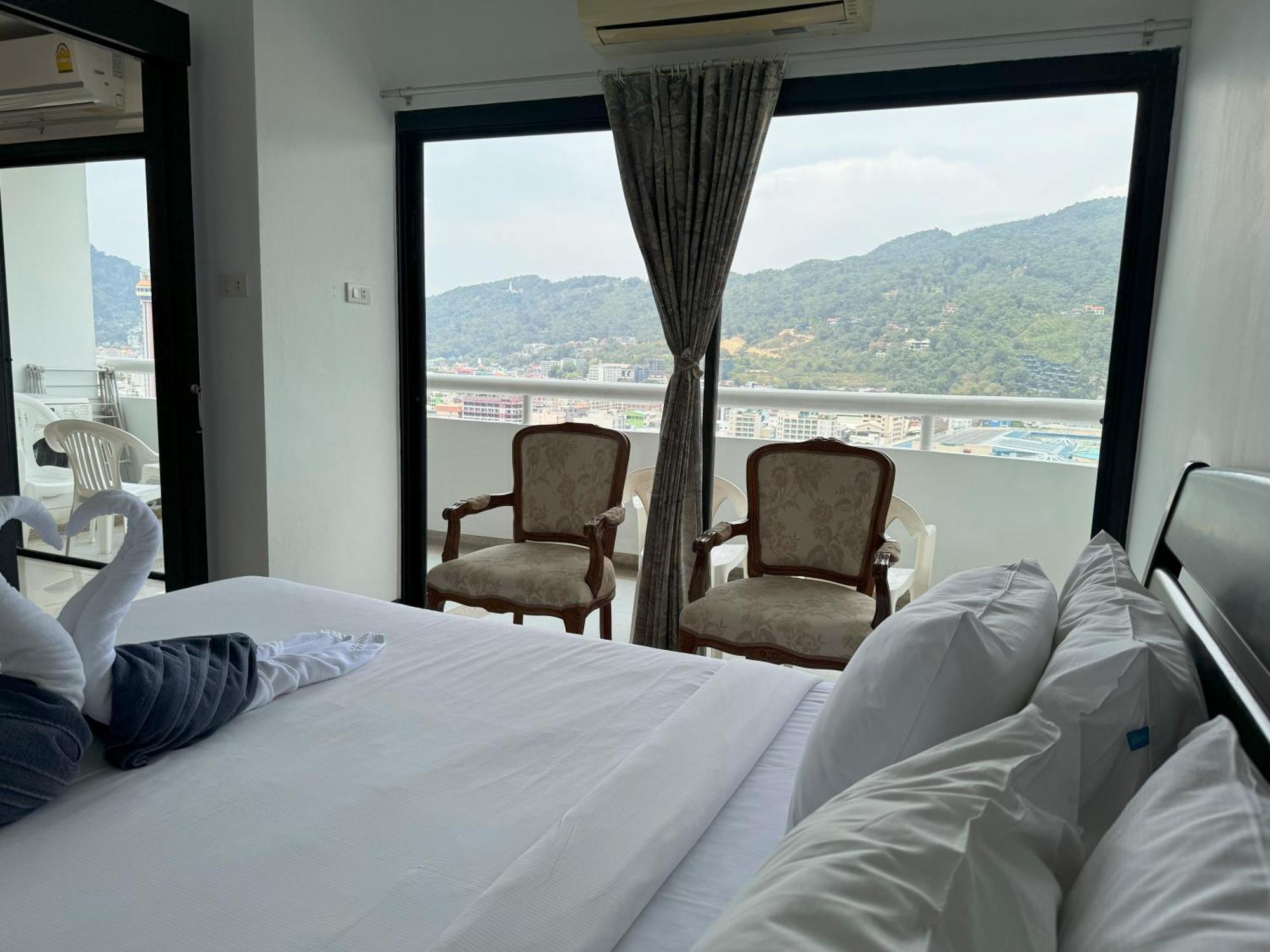 Patong Tower Apartment By Lofty Екстериор снимка
